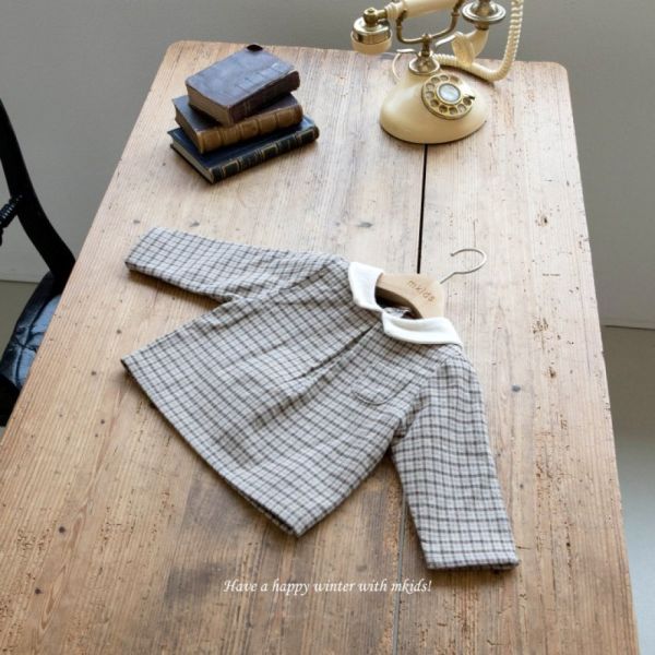 經典小格紋娃娃領長袖上衣 