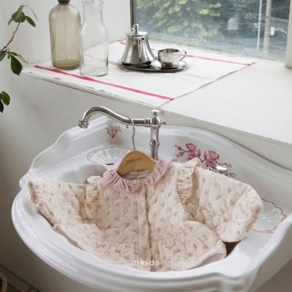 暖呼呼愛心壓紋奶油夾克 