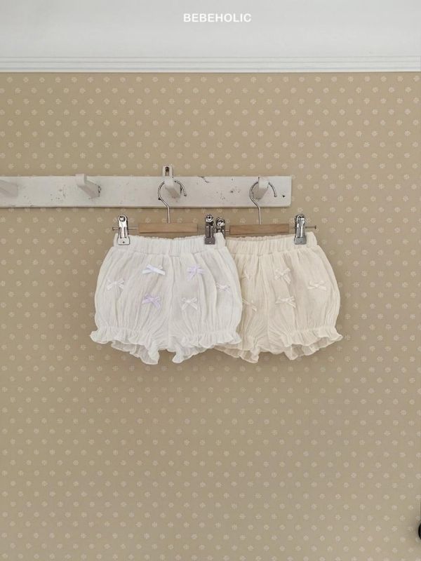 蝴蝶結寶寶溫柔系短褲 Bebe holic Korea,韓國童裝,韓國Bebe holic,奶茶系寶寶,女寶穿搭