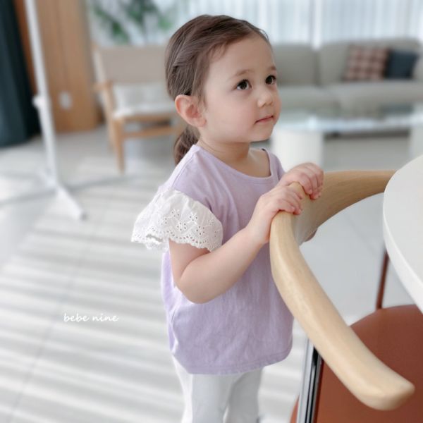 蕾絲小飛袖上衣 