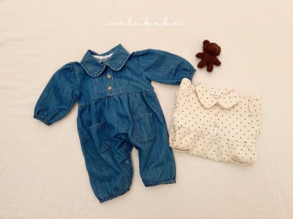 現貨 bebe 圓領點點牛仔小口袋寶寶連身衣 