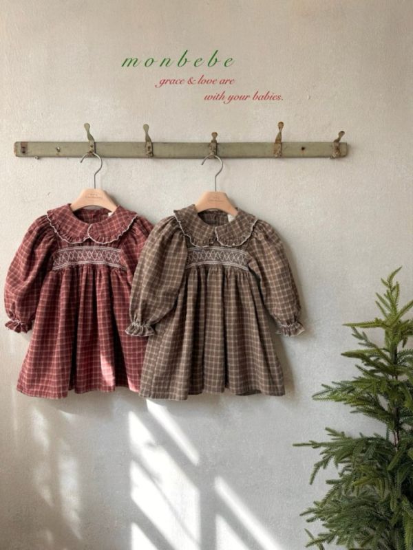 小童款 打褶繡花格紋洋裝 姊妹裝 