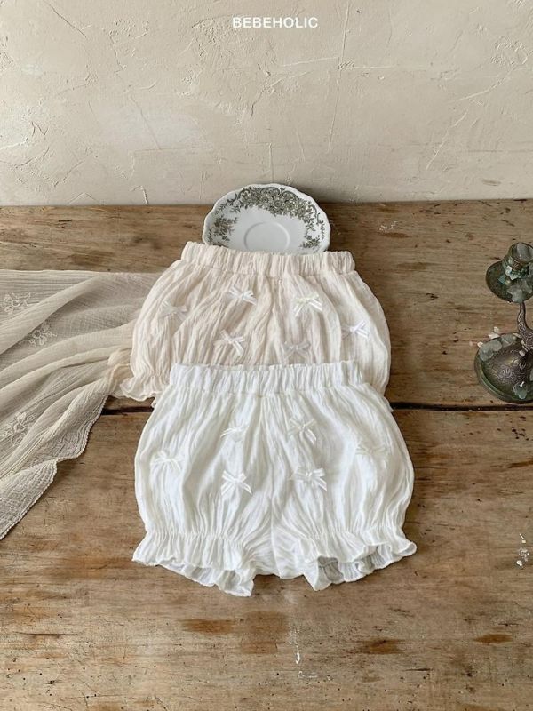 蝴蝶結寶寶溫柔系短褲 Bebe holic Korea,韓國童裝,韓國Bebe holic,奶茶系寶寶,女寶穿搭