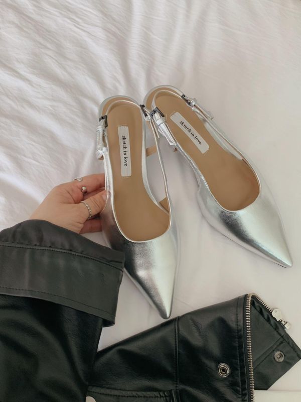 氣質簡約尖頭純色跟鞋 