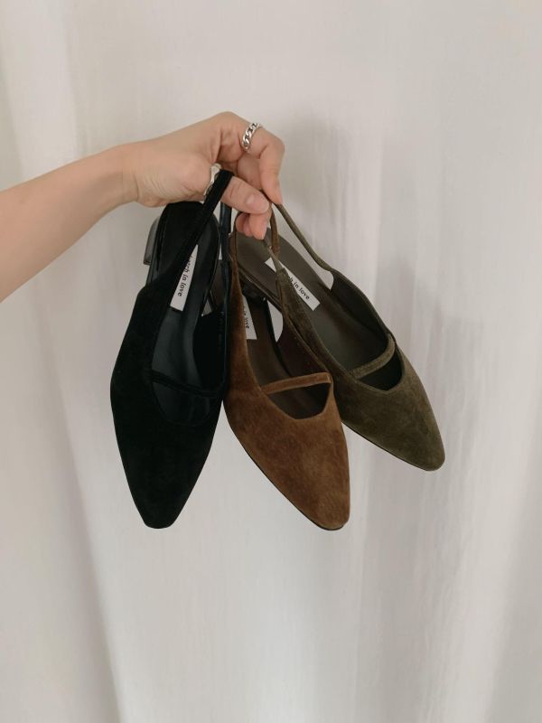 真皮線條感北歐自然系色調後繫帶鞋 