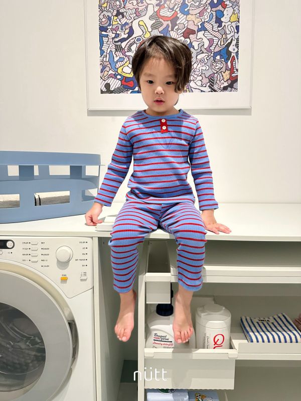 活潑跳色合身條紋居家服 長袖上衣+長褲 