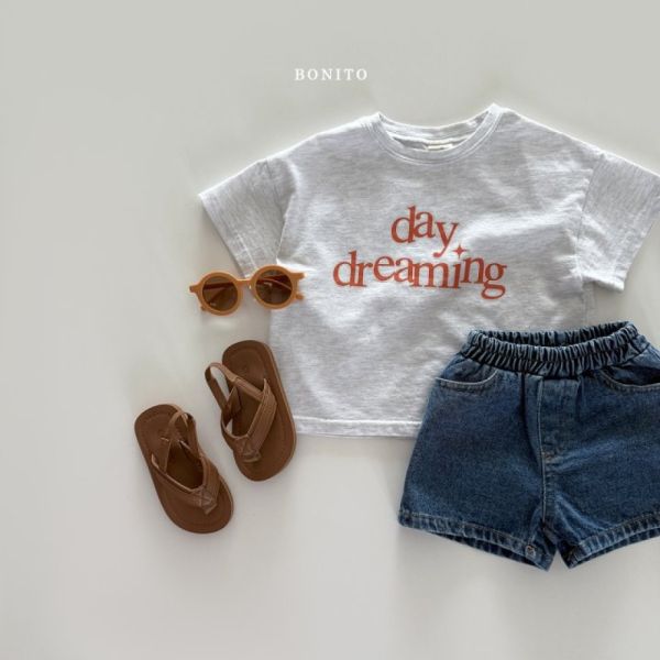 Day Dreaming 字母短袖T 