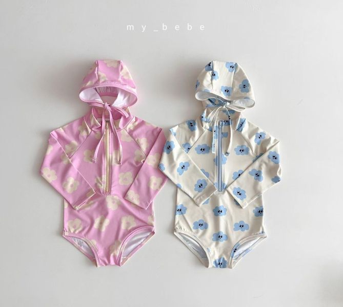 超可愛滿版雲朵花花連身泳衣（附帽） 