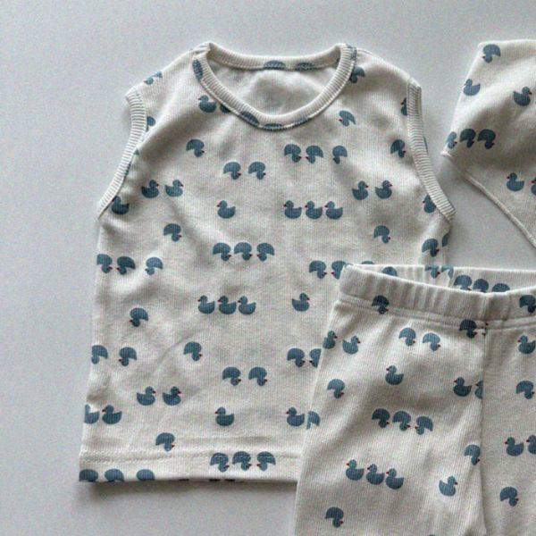 無袖背心上衣 正韓親子裝, Aosta親子裝, 韓國親子穿搭, 高端媽媽穿搭, 韓系親子裝, 親子裝推薦, 夏季親子穿搭, 韓國童裝品牌, 質感媽媽穿搭, 嬰幼兒親子裝, 韓系高級感穿搭, 親子OOTD, 親子時尚, 韓國設計童裝,蘿菈衣櫥,仙女媽咪,質感童裝