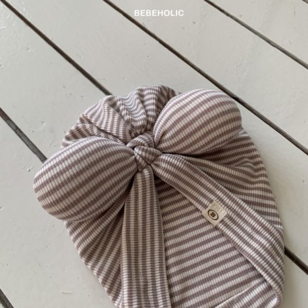 直紋寶寶圓滾滾帽 奶茶穿搭、Bebe holic Korea