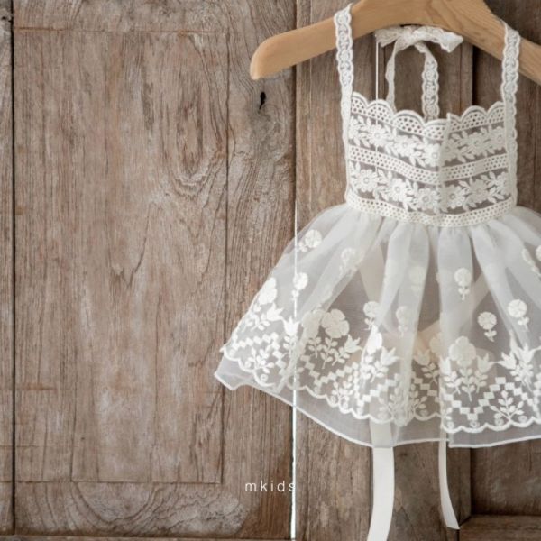 小花蕾絲外罩紗裙 