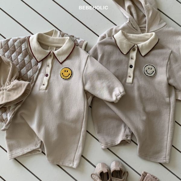微笑寶寶長袖奶茶系連身爬服 Bebe holic,童裝,男寶穿搭,韓國童裝,桃園童裝,韓系,寶寶衣服推薦,好看寶寶衣服,超好買童裝店,親子裝,彌月禮,寶寶,待產包,爬服