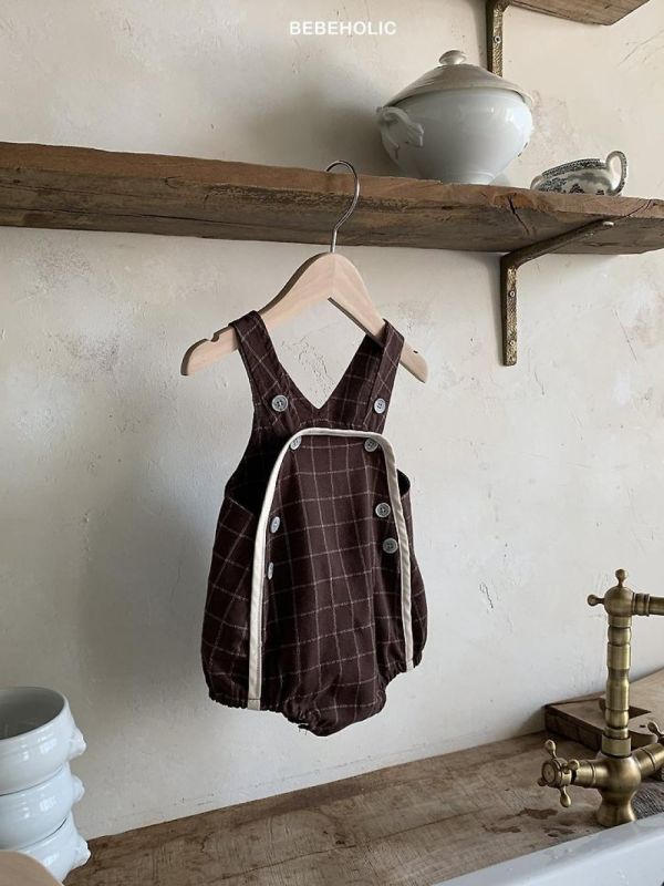 餅乾格紋吊帶寶寶包屁褲 