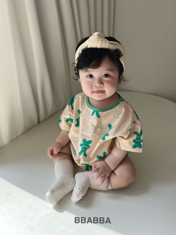 小兔兔寶寶連身衣 