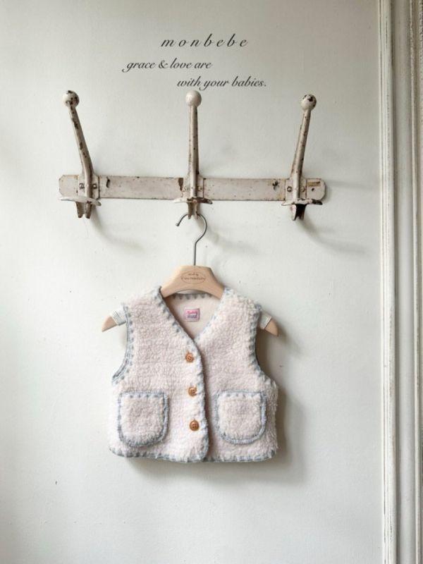 小熊系縫線邊絨毛口袋背心 