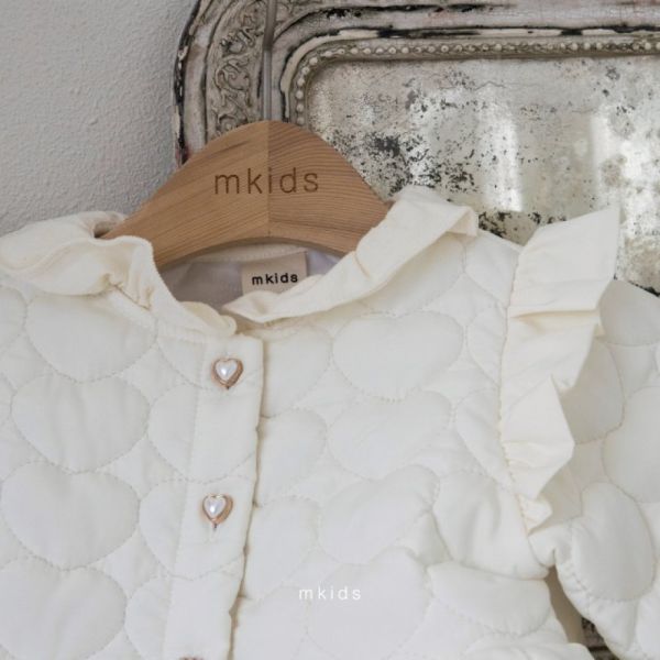 暖呼呼愛心壓紋奶油夾克 