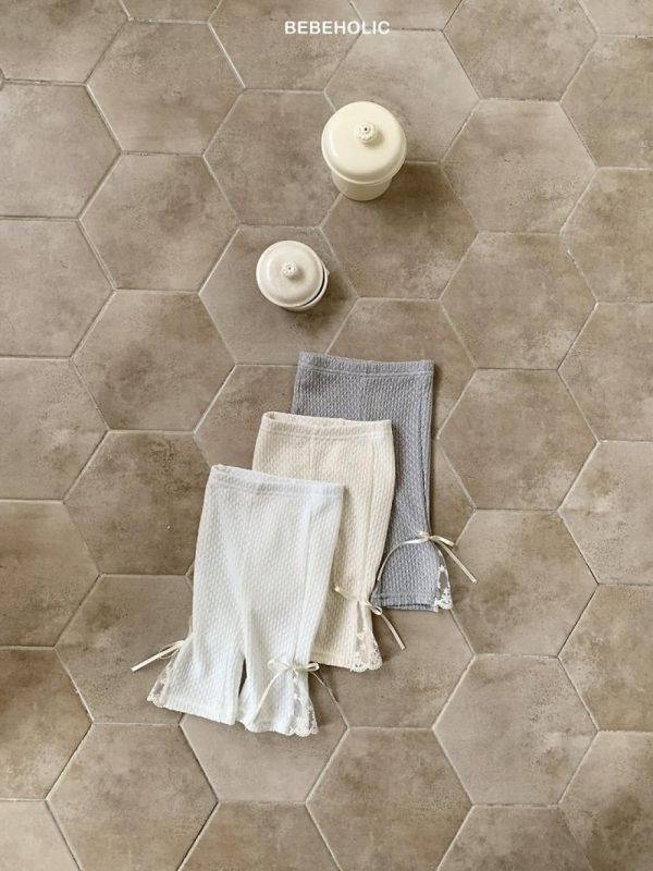 蝴蝶結柔軟蕾絲小花褲 童裝,Bebe holic Korea,Bebe holic童裝