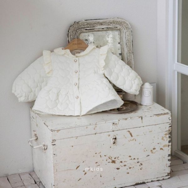 暖呼呼愛心壓紋奶油夾克 