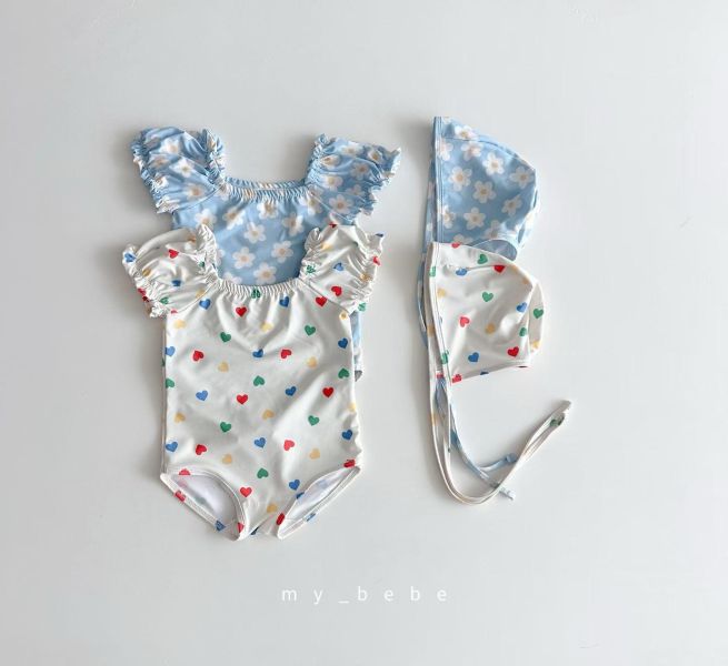 滿版小雛菊小心心公主袖連身泳裝（附帽） 