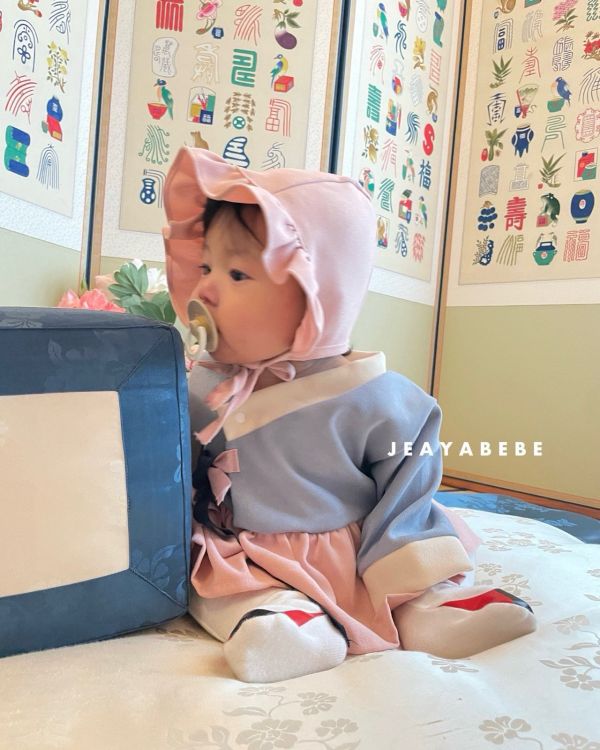 粉嫩嫩韓服套裝（含帽） 