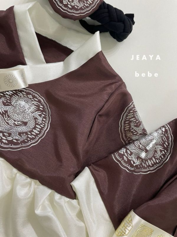 韓服系列 王世子 王世子妃 收涎、週歲、韓服、寶寶穿搭、寶寶韓服代購、變裝、寶寶打扮