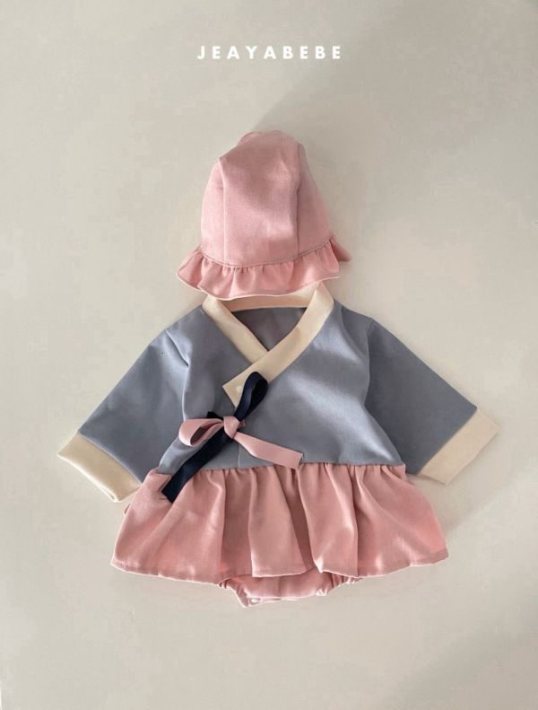 粉嫩嫩韓服套裝（含帽） 