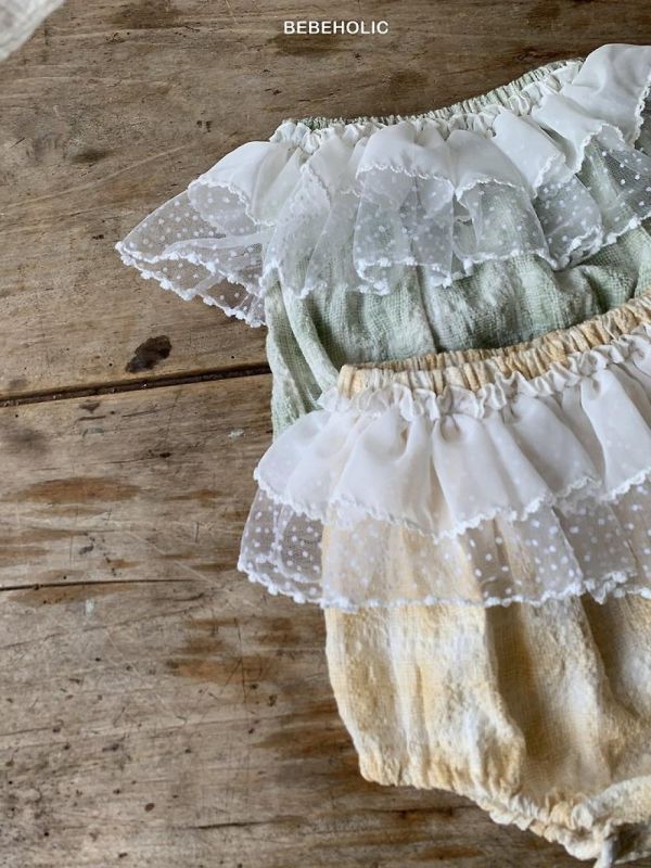 小精靈雪點蕾絲層次蛋糕紗包屁褲 Bebe holic Korea,韓國童裝,韓國Bebe holic,奶茶系寶寶,女寶穿搭,寶寶包屁褲裙