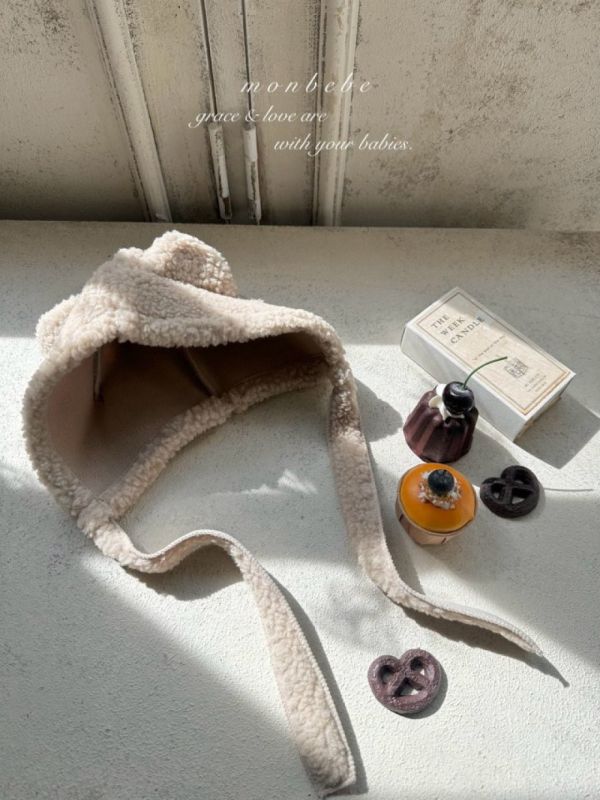 小熊系絨毛綁繩帽 