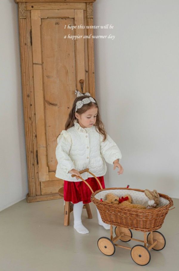 暖呼呼愛心壓紋奶油夾克 