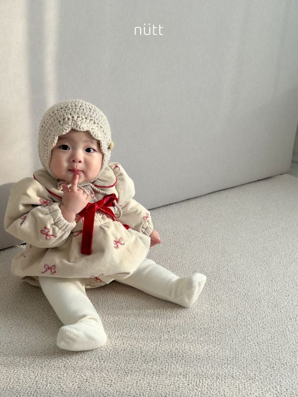 禮物寶寶鋪棉蝴蝶結長袖包屁 