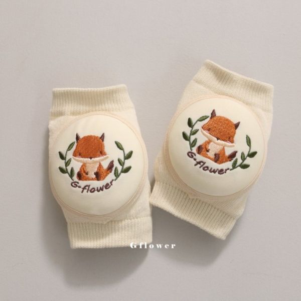 現貨 刺繡小兔子小狐狸透氣網狀可愛護膝 