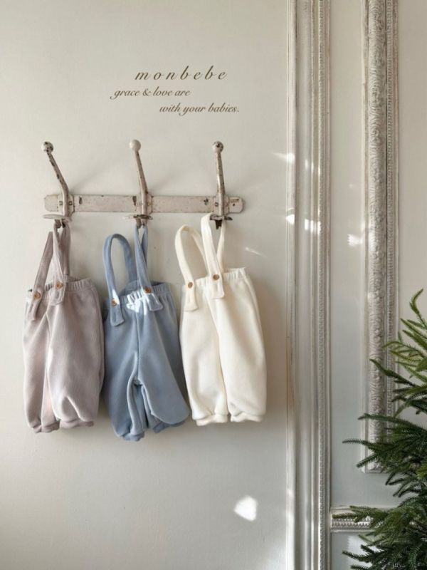 小小探險家細坑條吊帶褲 