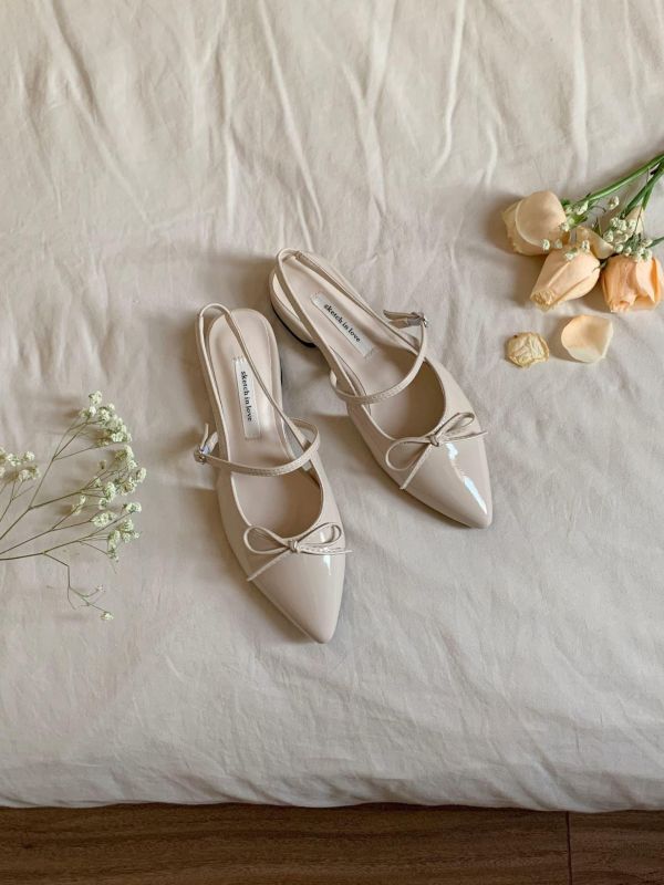 質感漆皮尖頭蝴蝶結低跟鞋 Sketch in love,蘿菈衣櫥代購,韓國女鞋,正韓女鞋