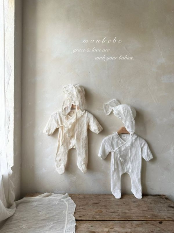 小兔子耳朵造型蕾絲綁帶軟帽 