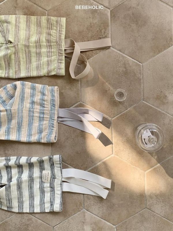 Bebe 吊帶手繪感線條貼身褲 Bebe holic Korea