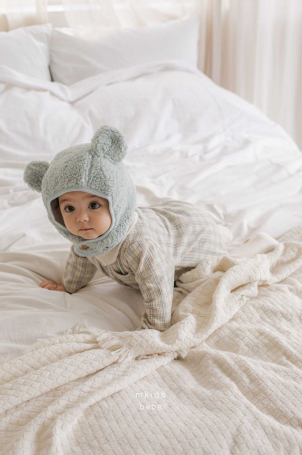 經典小格紋娃娃領包屁衣 