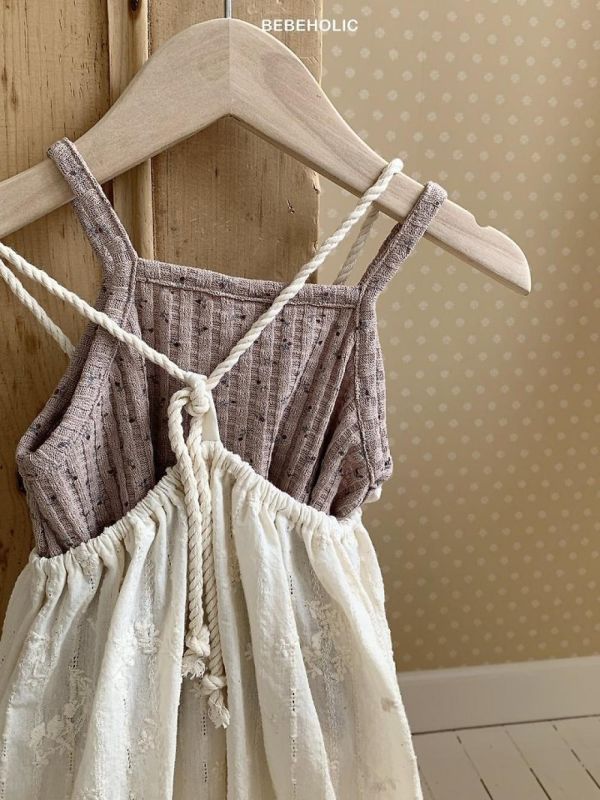 束口袋寶寶吊帶裝 Bebe holic Korea,韓國童裝,韓國Bebe holic,奶茶系寶寶,女寶穿搭