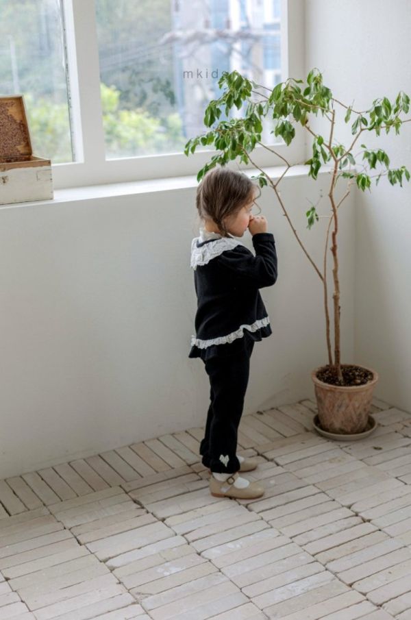 奶油小花蕾絲領針織外套 