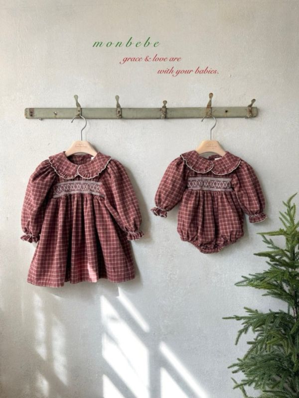 小童款 打褶繡花格紋洋裝 姊妹裝 