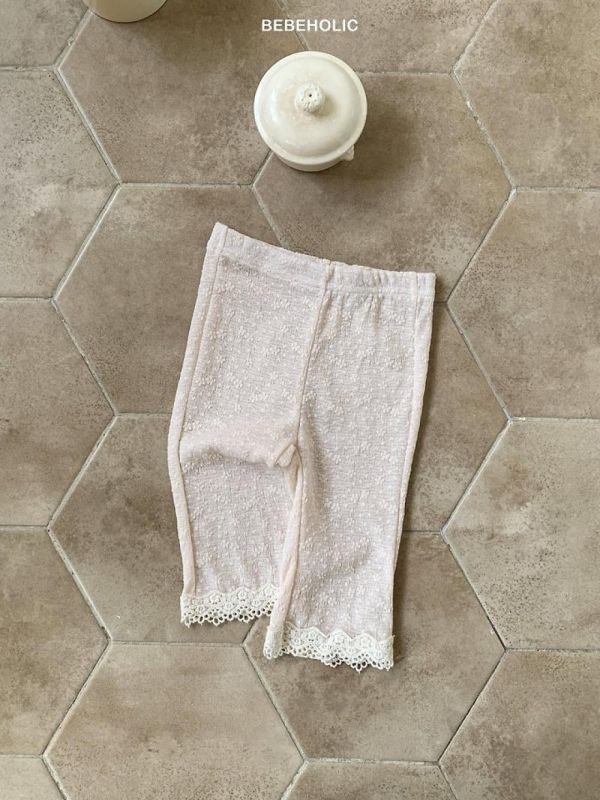 雪莉美美氣質蕾絲褲 Bebe holic Korea,韓國童裝,韓國Bebe holic,奶茶系寶寶,女寶穿搭