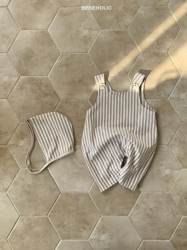 寶寶海軍風線條寬版吊帶 Bebe holic Korea,韓國童裝,韓國Bebe holic,奶茶系寶寶,女寶穿搭