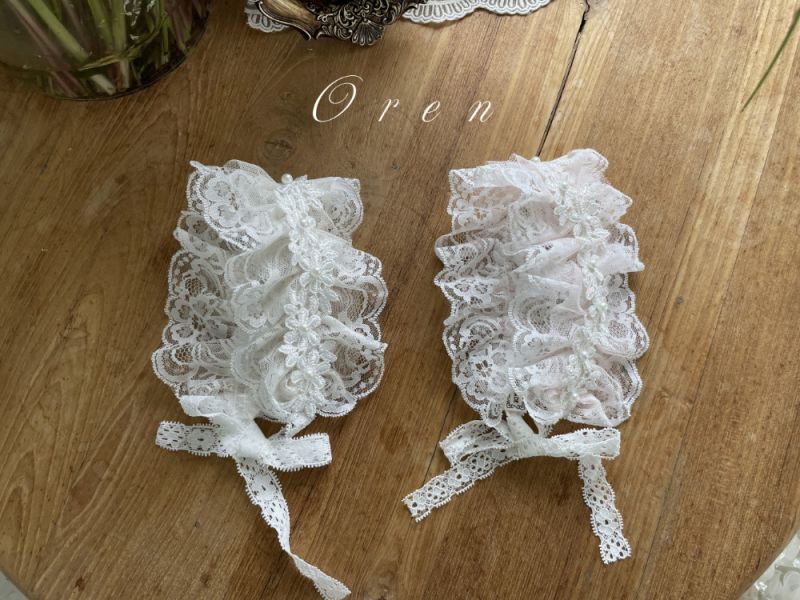 典雅的蕾絲髮帶 