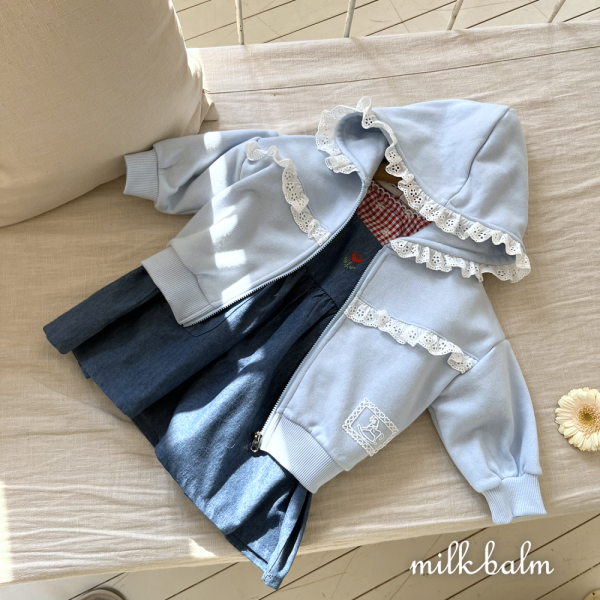 甜美層次蕾絲連帽外套 