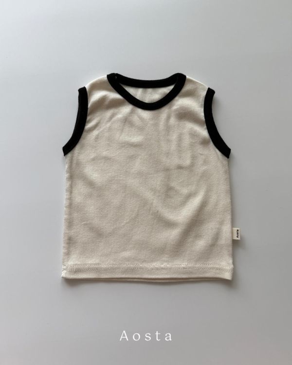 無袖背心上衣 正韓親子裝, Aosta親子裝, 韓國親子穿搭, 高端媽媽穿搭, 韓系親子裝, 親子裝推薦, 夏季親子穿搭, 韓國童裝品牌, 質感媽媽穿搭, 嬰幼兒親子裝, 韓系高級感穿搭, 親子OOTD, 親子時尚, 韓國設計童裝,蘿菈衣櫥,仙女媽咪,質感童裝