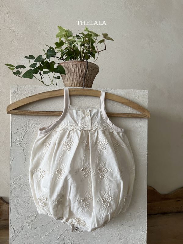 田園風小花刺繡寶寶包屁衣 象牙色 
