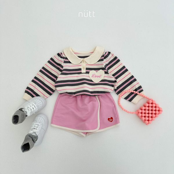 愛心貼布圓領條紋長袖上衣 