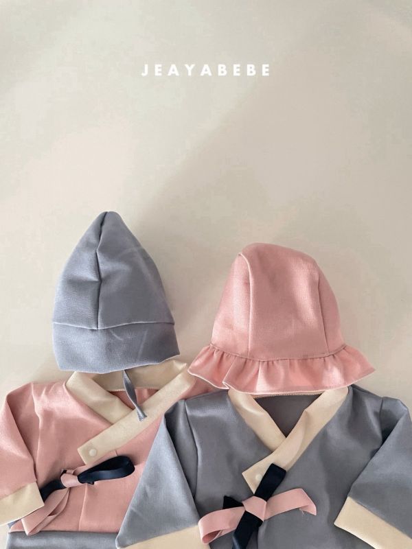 粉嫩嫩韓服套裝（含帽） 