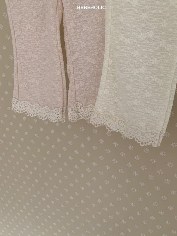 雪莉美美氣質蕾絲褲 Bebe holic Korea,韓國童裝,韓國Bebe holic,奶茶系寶寶,女寶穿搭