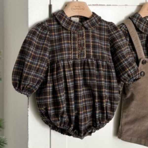 Bebe 小森林格紋荷葉領包屁衣 