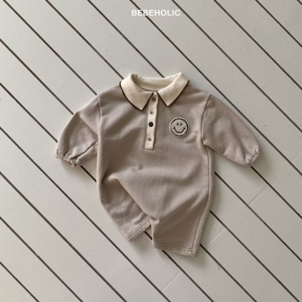 微笑寶寶長袖奶茶系連身爬服 Bebe holic,童裝,男寶穿搭,韓國童裝,桃園童裝,韓系,寶寶衣服推薦,好看寶寶衣服,超好買童裝店,親子裝,彌月禮,寶寶,待產包,爬服
